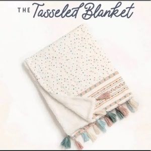 Matilda Jane Tasseled Blanket